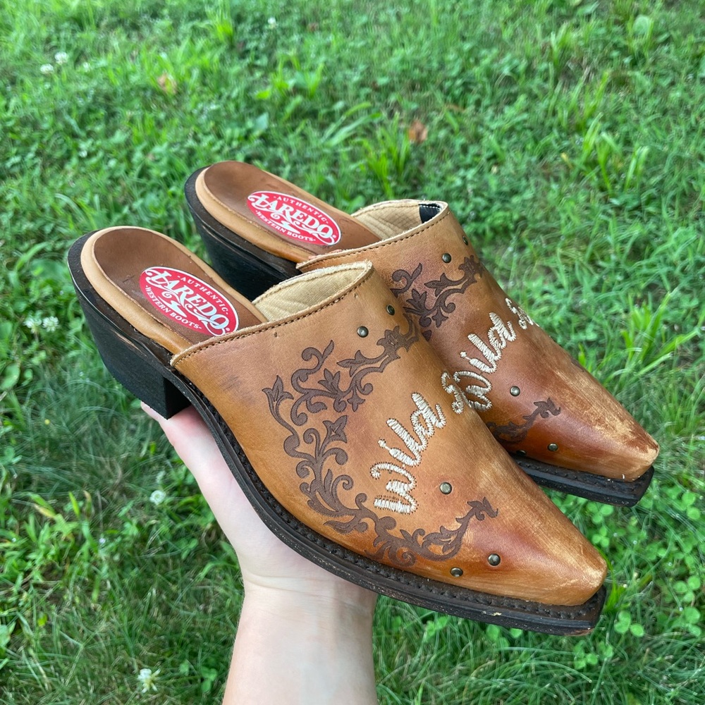 Laredo Brown Mules with Embroidered Design